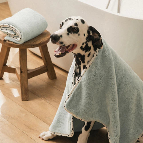 Bite Me X FINCA Dry Me Microfiber Pet Towel Original (2 colors) - kikiandpuppies