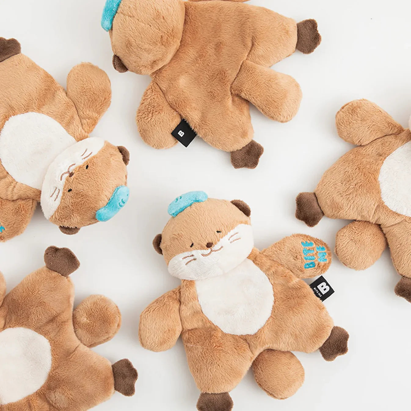 Bite me Hug Me Rope Tug Toy - Sea Otter