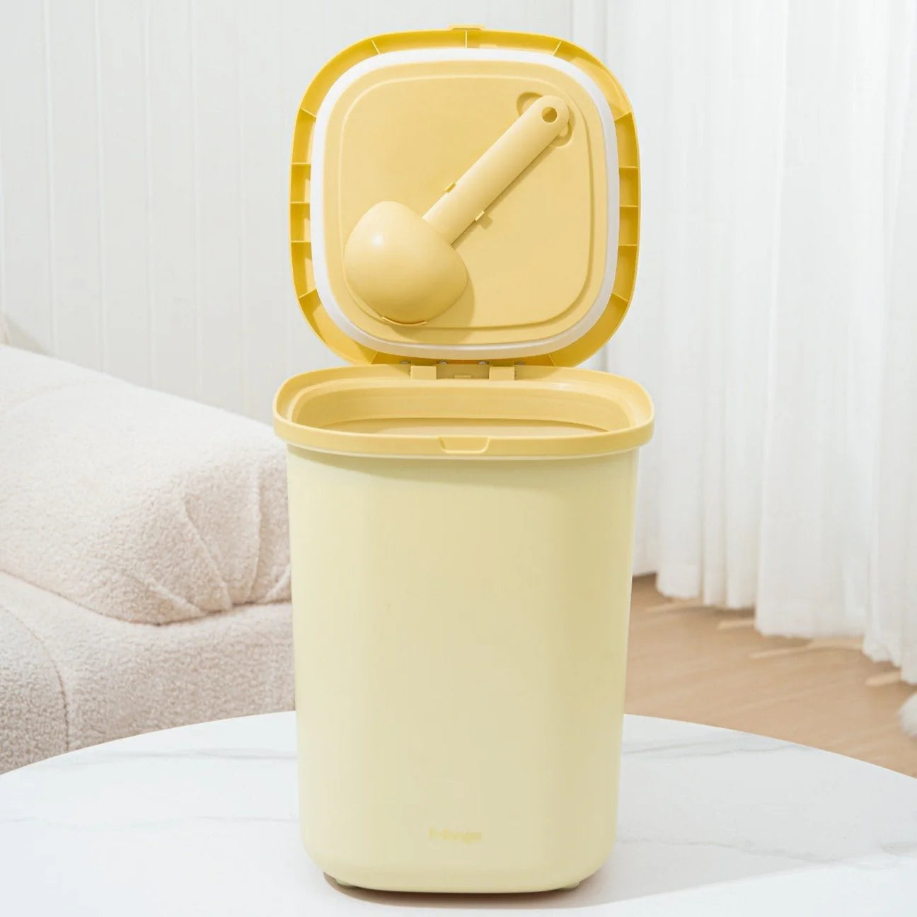 Mango Pet Food Container - kikiandpuppies