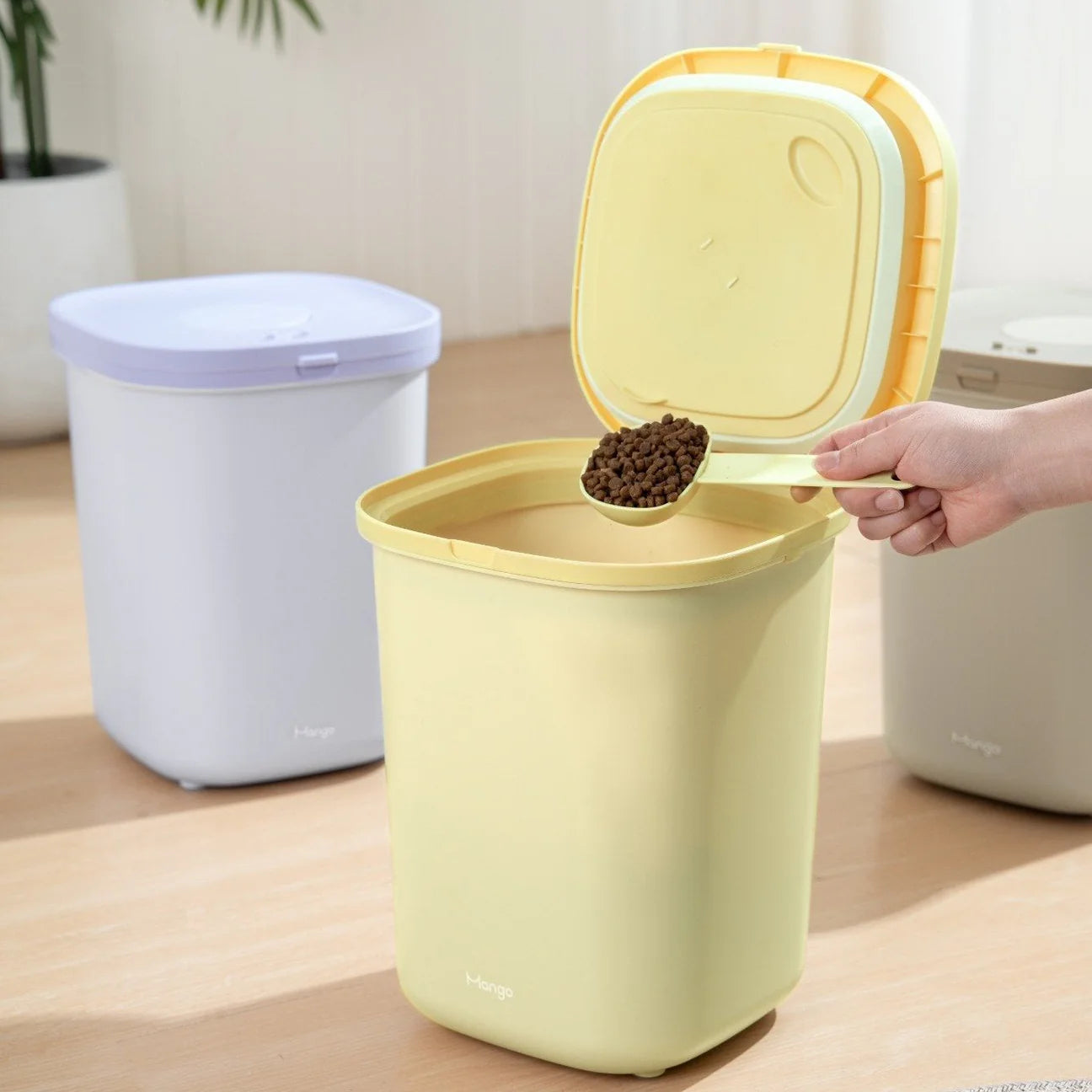 Mango Pet Food Container - kikiandpuppies