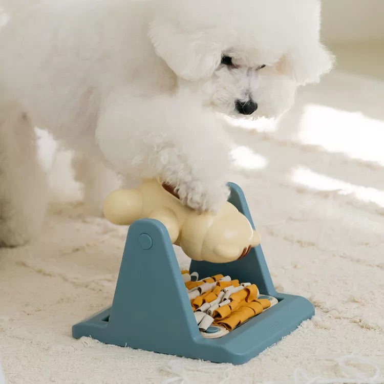 Bite Me Braining Spin and Snack Squirrel Toy