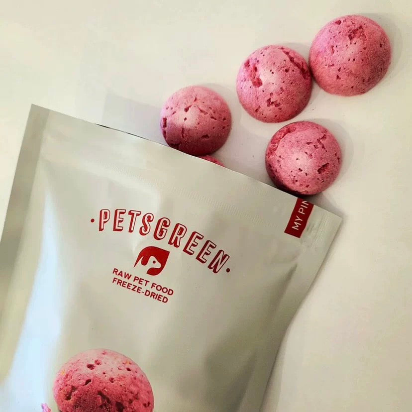 Freeze Dried Pink Macaron Pet Treats - Chicken, Apple, Beet