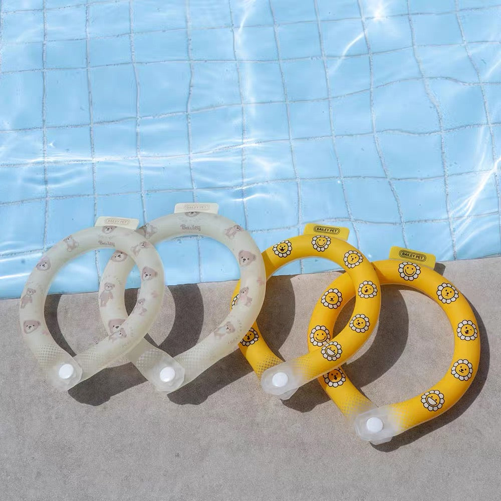 Summer Cooling and Soothing Neck Collar for Pets with Nighttime Glowing Light (2 Colors)