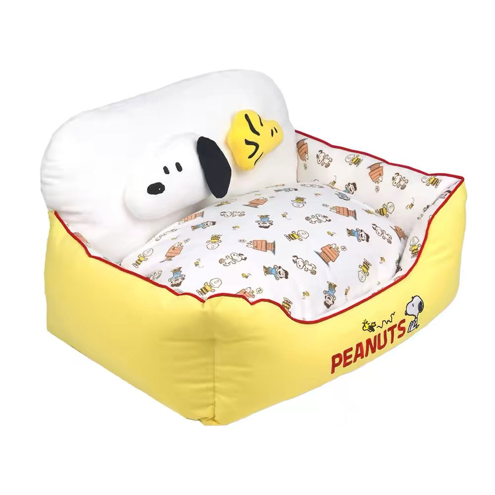 Snoopy Pet Bed Removable & Washable Cushion