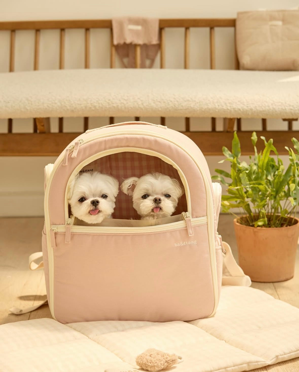 Ba&ttang Pet Carrier Bag Soft Curve Backpack (pink)