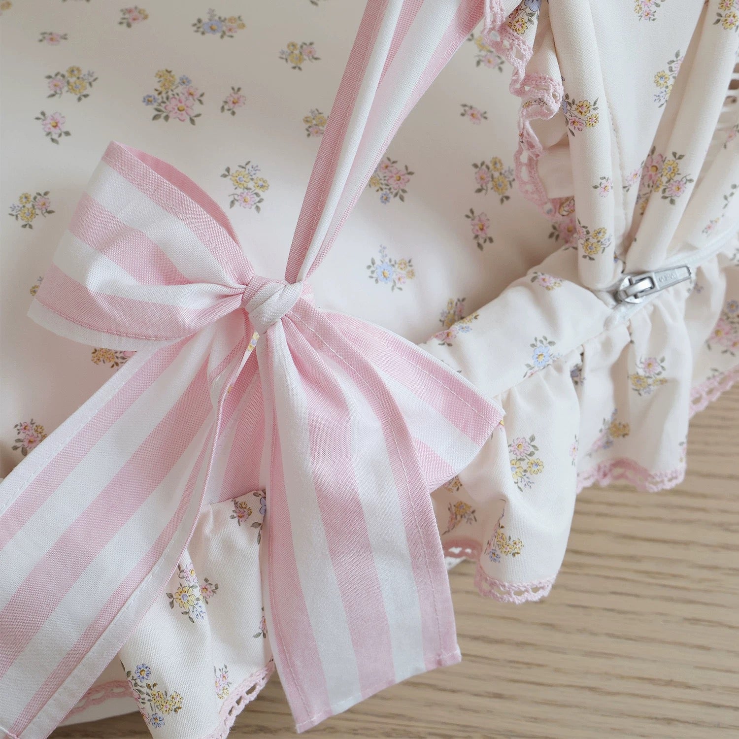 Nifty Fairy Floral Princess Pet Bed Cot - kikiandpuppies