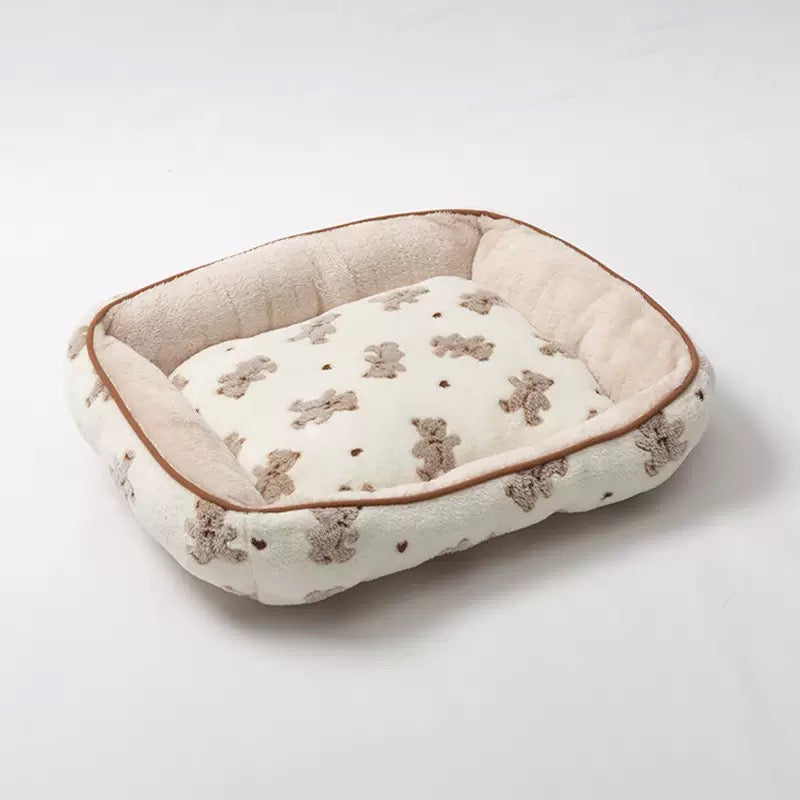Classic Square Pet Bed – Cream Bear