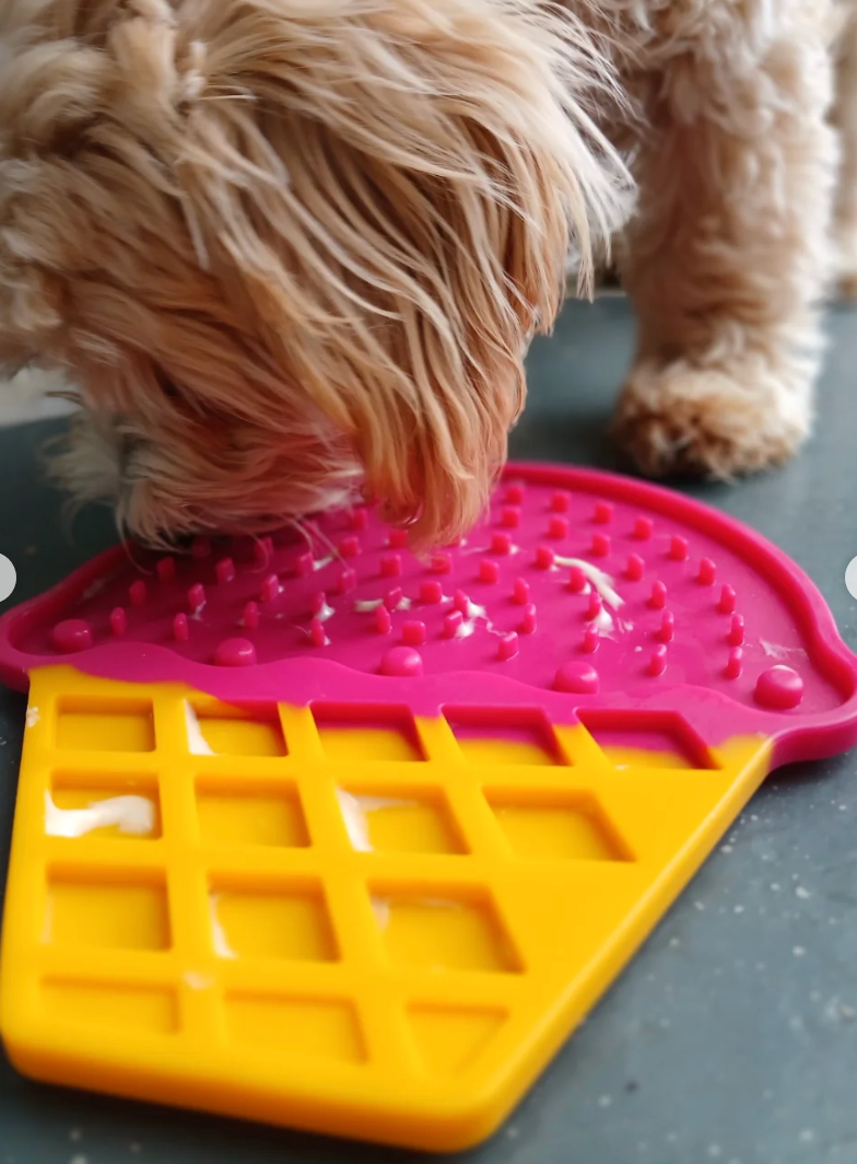 AFP Pet Lick Mat Calming Pals Ice Cream
